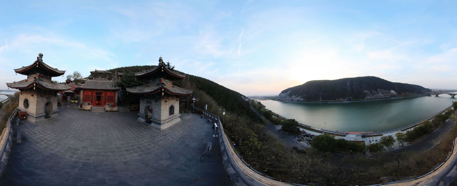 龙门全景